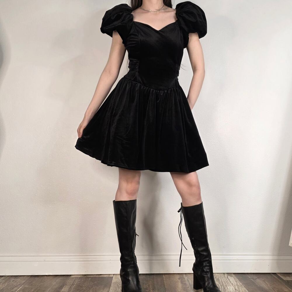 Vintage Black Velvet Puff Sleeve Mini Dress Gothic Witch Halloween Size 5
